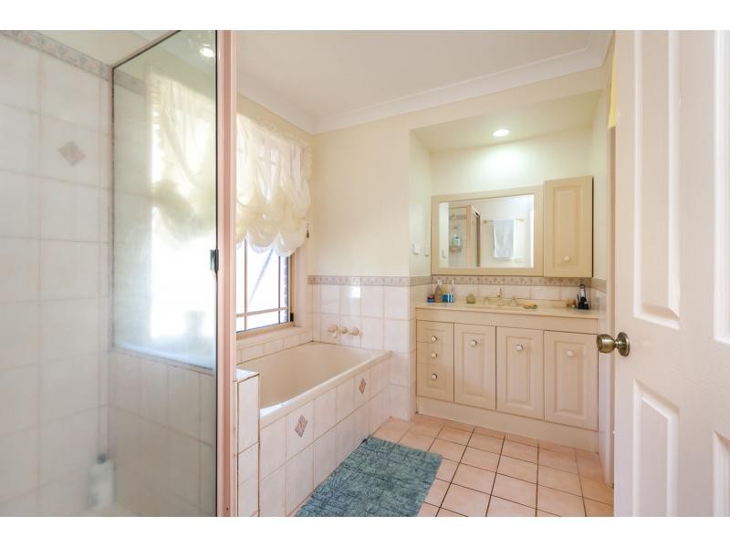 299 Glendale Road, Glendale QLD 4711