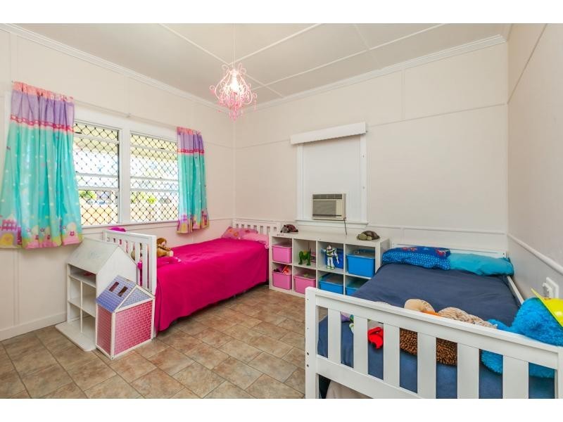 14 Alick Street, Park Avenue QLD 4701