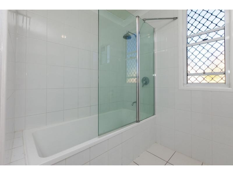 14 Alick Street, Park Avenue QLD 4701