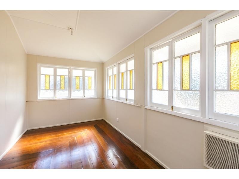 28 Macaree Street, Berserker QLD 4701