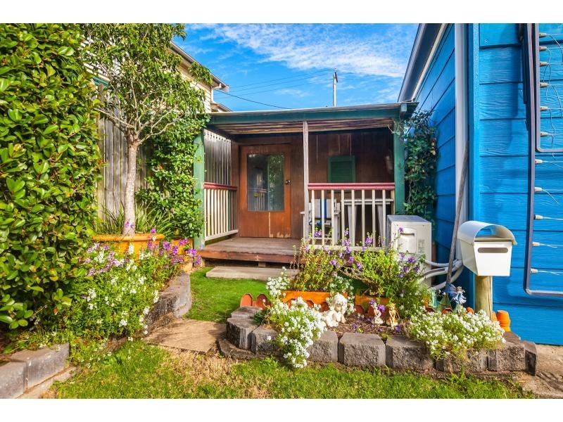 88 Simpson Street, Berserker QLD 4701