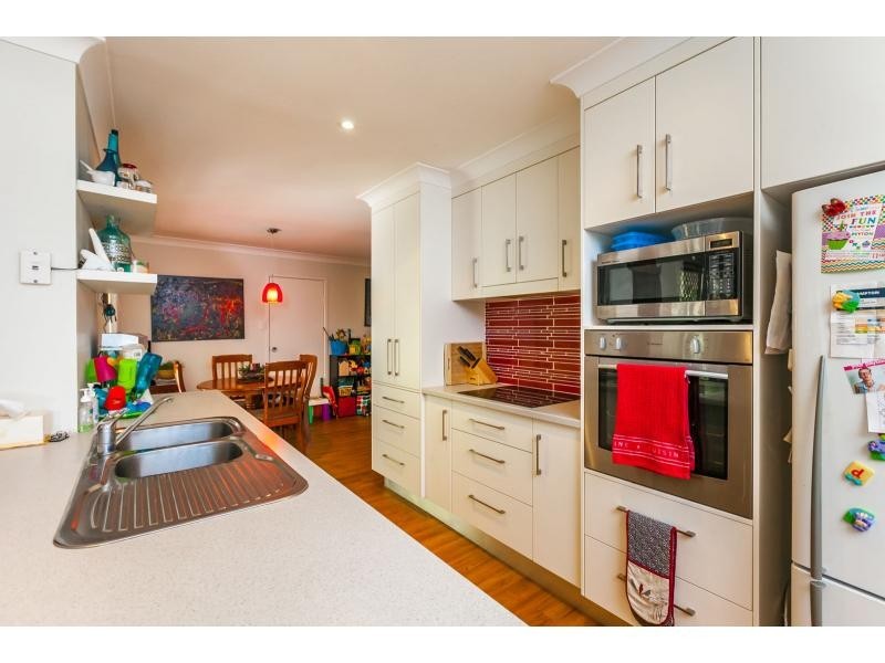 24 O’Shanesy Street, Koongal QLD 4701