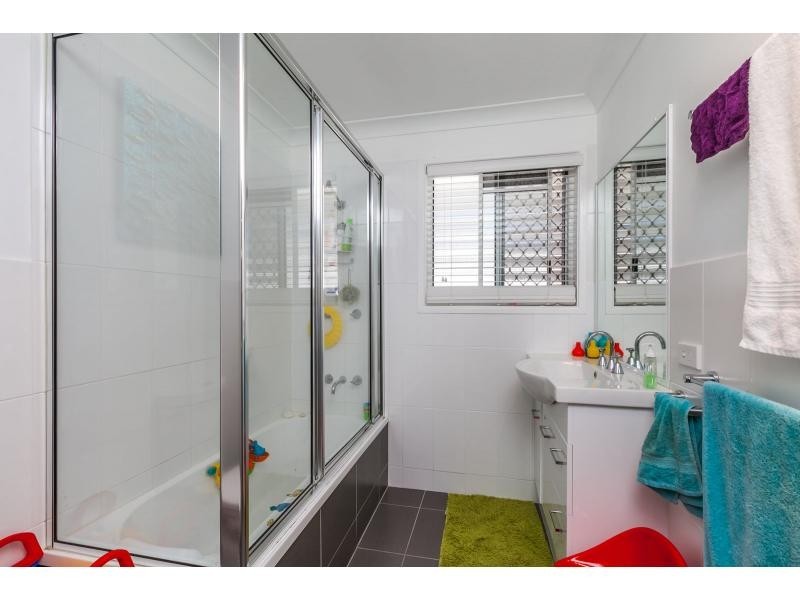 24 O’Shanesy Street, Koongal QLD 4701