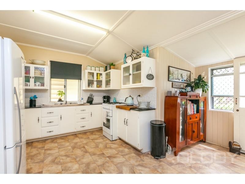 105 Livingstone Street, Berserker QLD 4701