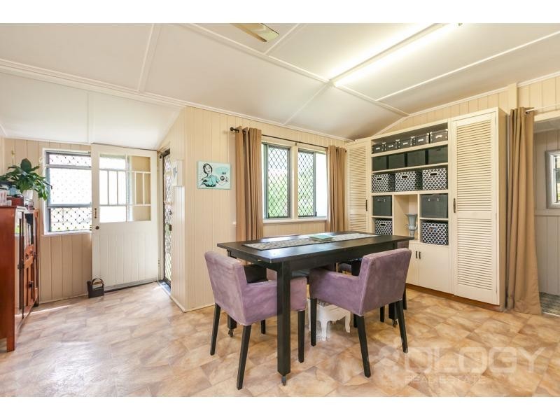 105 Livingstone Street, Berserker QLD 4701