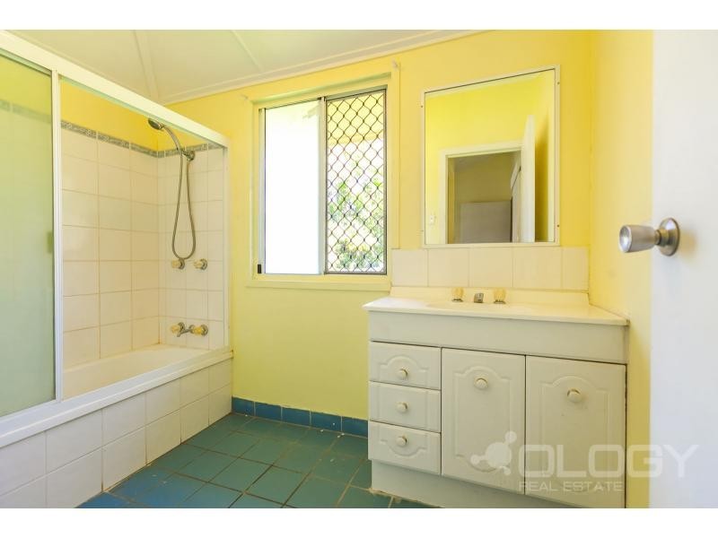 164 High Street, Berserker QLD 4701