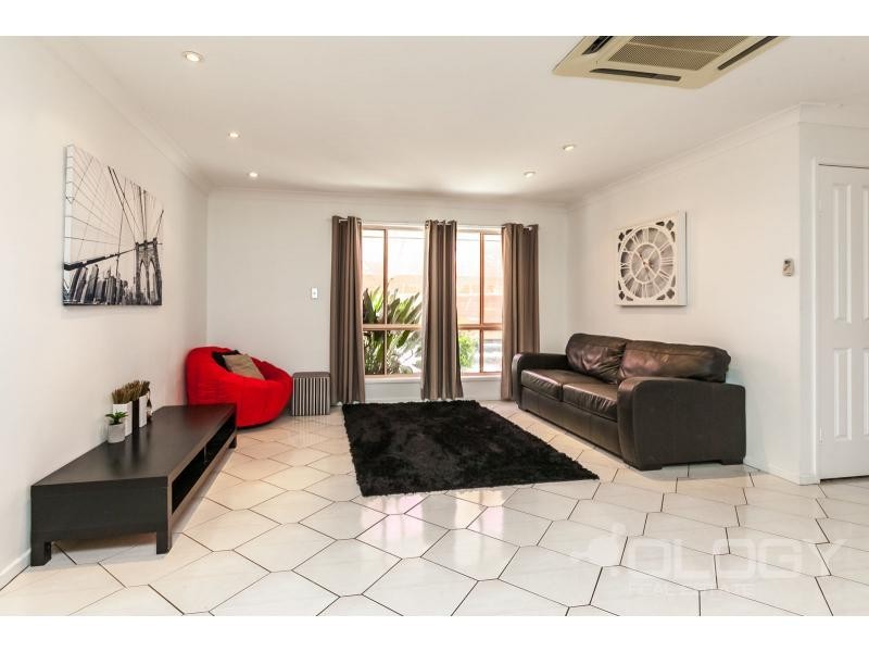 83 Emmerson Drive, Glenlee QLD 4711