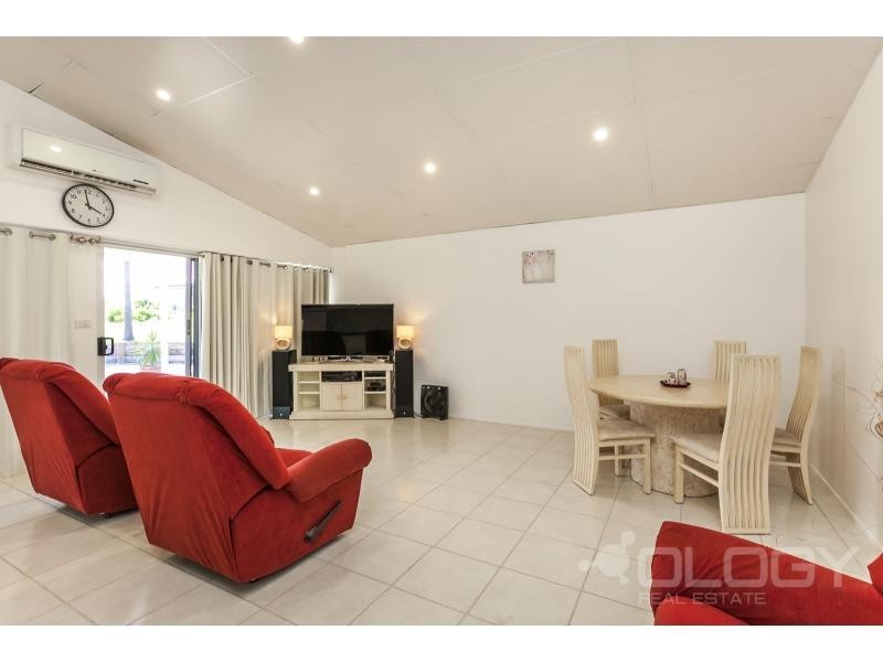 83 Emmerson Drive, Glenlee QLD 4711