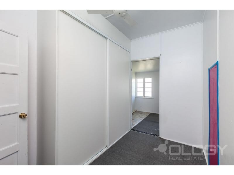 103 Leamington Street, Berserker QLD 4701