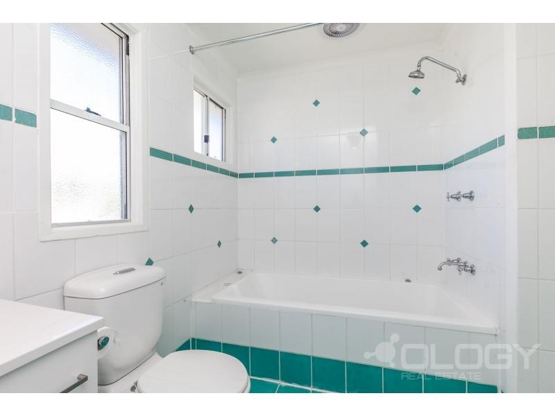 94 Dean Street, Berserker QLD 4701