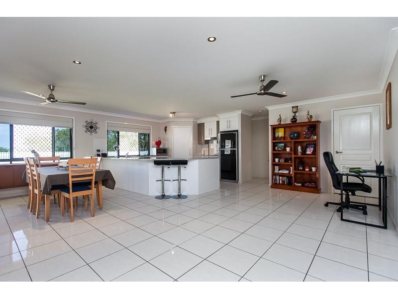 52 Corella Drive, Gracemere QLD 4702