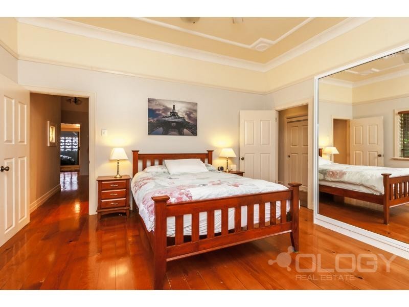 35 Herbert Street, Wandal QLD 4700