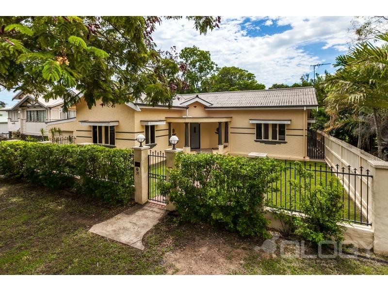 35 Herbert Street, Wandal QLD 4700