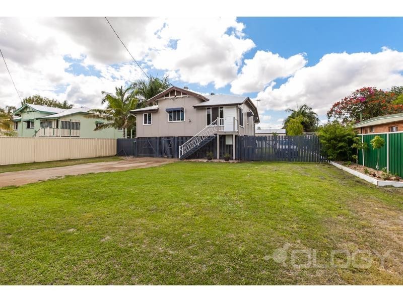 24 Thackeray Street, Park Avenue QLD 4701