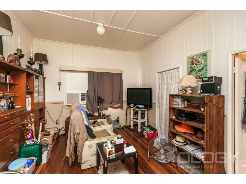 87 Glenmore Road, Park Avenue QLD 4701