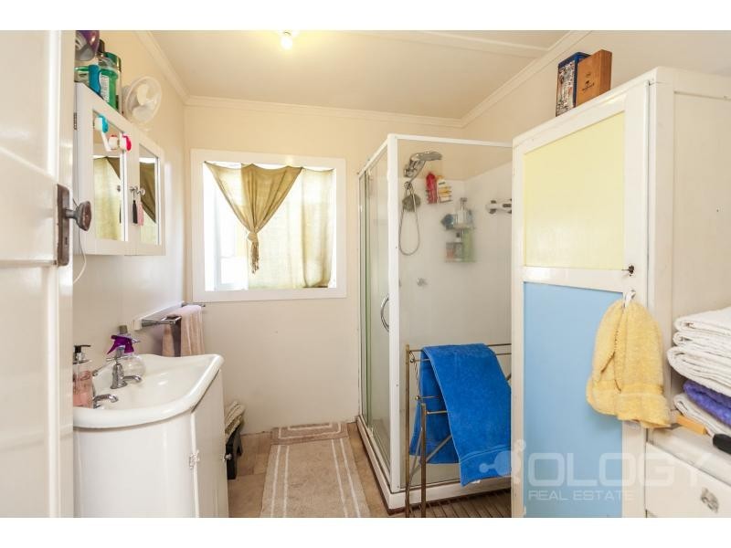 87 Glenmore Road, Park Avenue QLD 4701