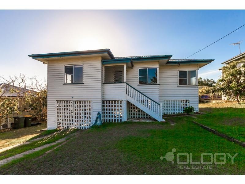 8 Cairns Street, The Range QLD 4700