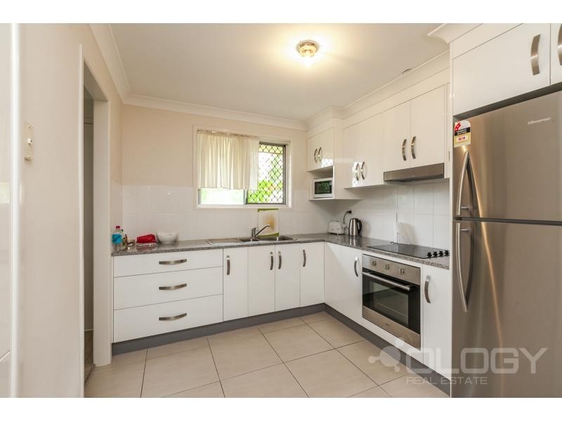 8 Pillich Street, Kawana QLD 4701