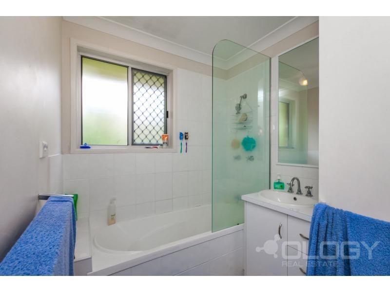 8 Pillich Street, Kawana QLD 4701