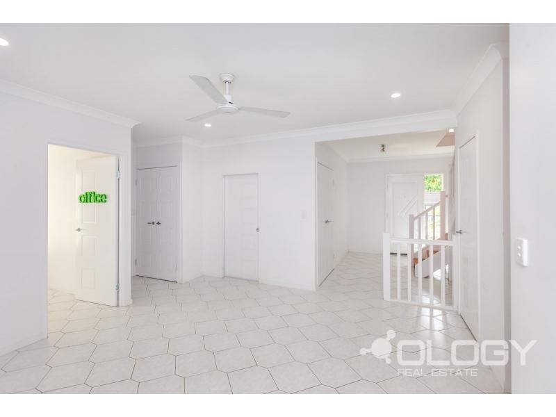 6 Archer View Terrace, Frenchville QLD 4701