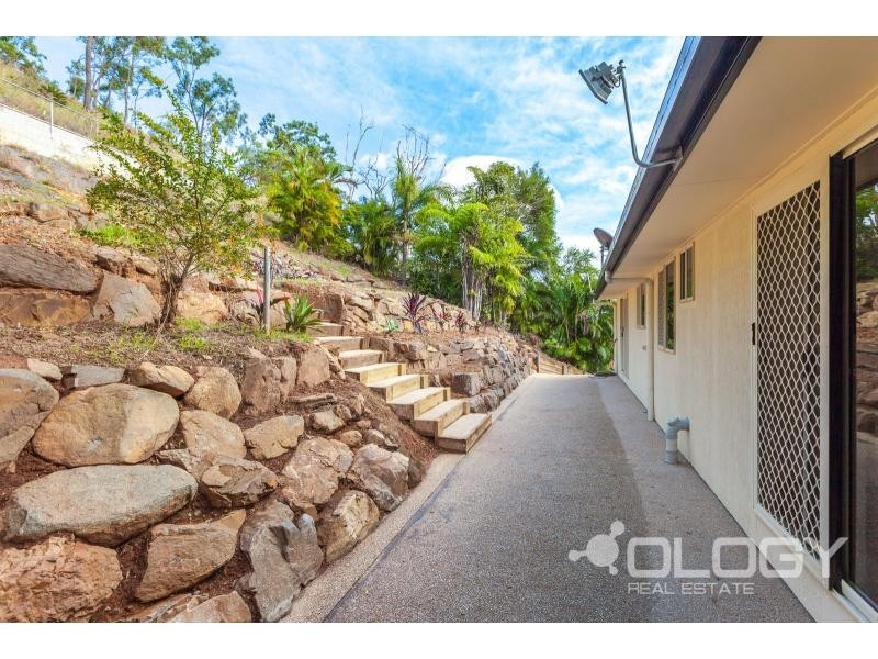 6 Archer View Terrace, Frenchville QLD 4701