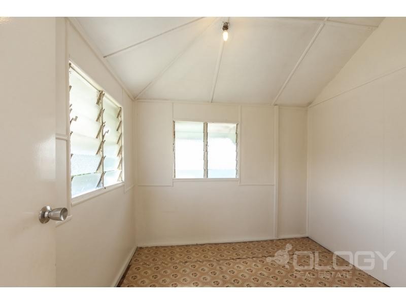 316 East Street, Depot Hill QLD 4700