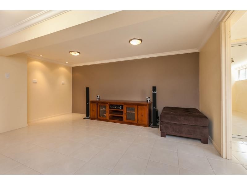 361 Hinds Street, Koongal QLD 4701