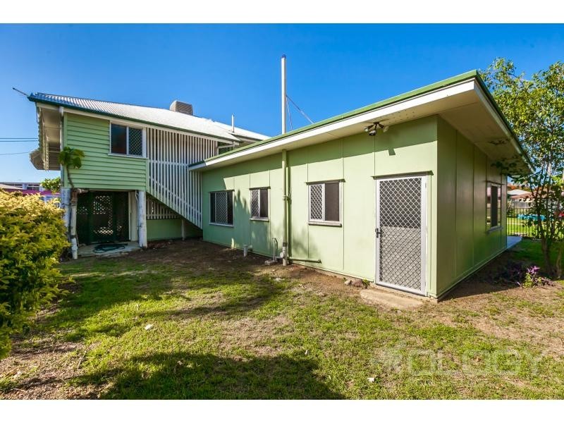 14 Lauga Street, Park Avenue QLD 4701