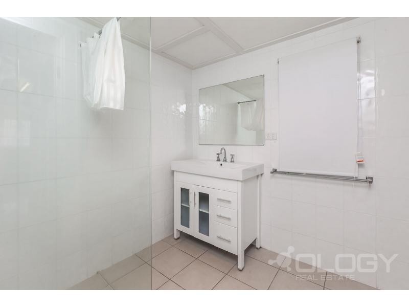 56 Larnach Street, Allenstown QLD 4700