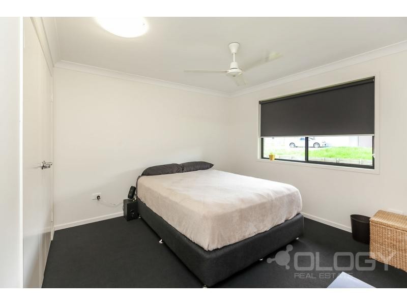 14/249 Mason Street, Koongal QLD 4701
