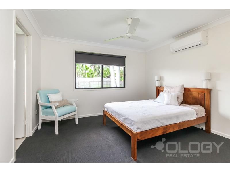 14/249 Mason Street, Koongal QLD 4701