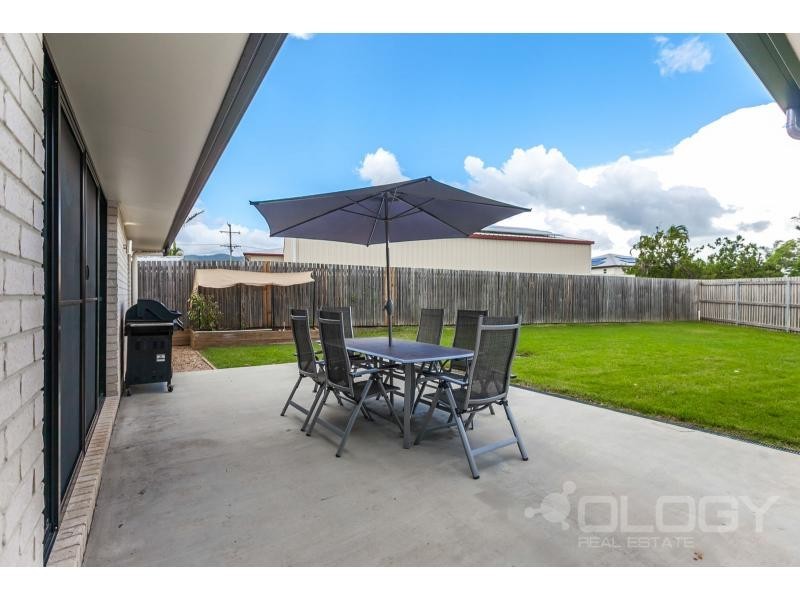 14/249 Mason Street, Koongal QLD 4701