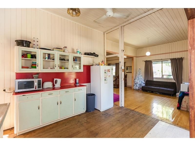 172 Glenmore Road, Park Avenue QLD 4701