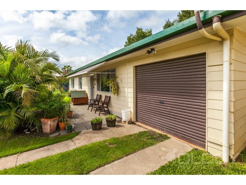 32 Hardy Avenue, Park Avenue QLD 4701