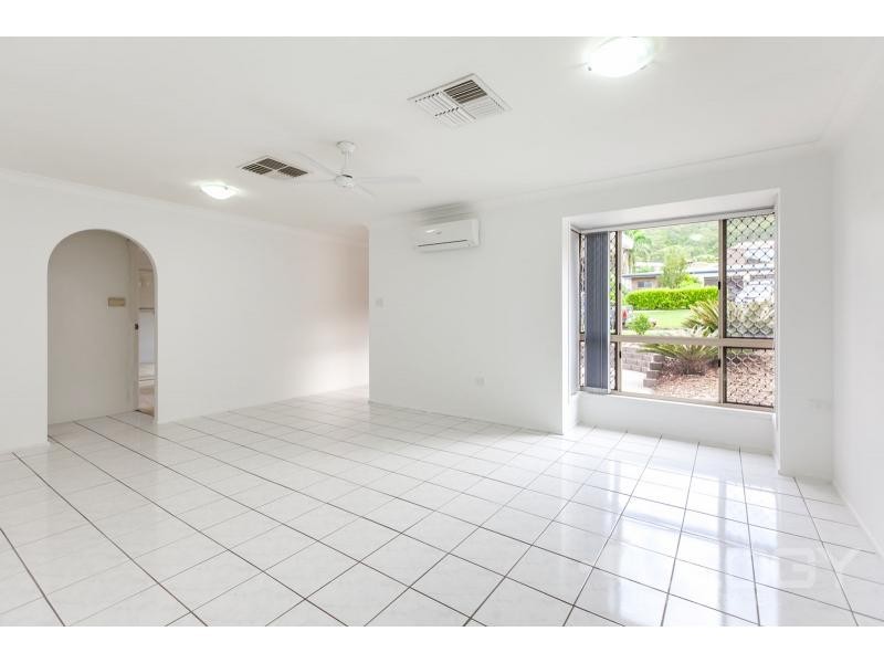 10 Rees Jones Close, Frenchville QLD 4701