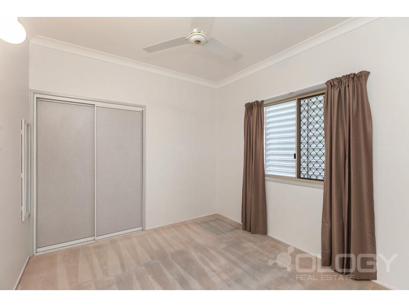 10 Rees Jones Close, Frenchville QLD 4701