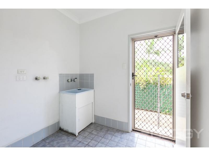 10 Rees Jones Close, Frenchville QLD 4701