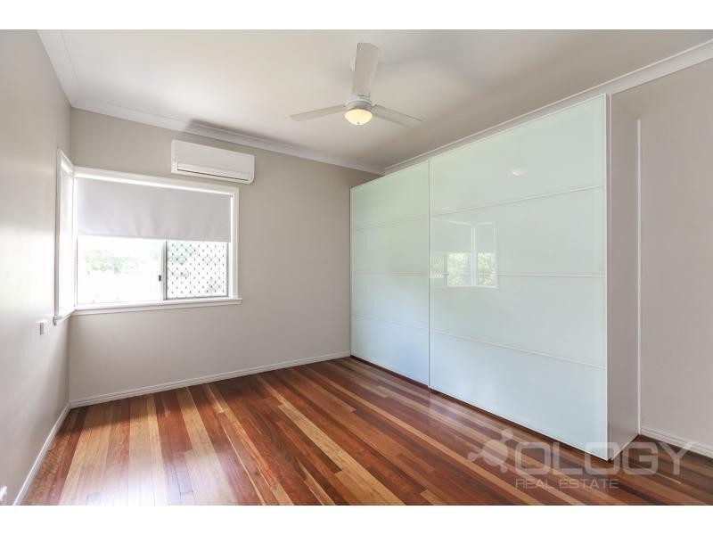 26 Card Street, Berserker QLD 4701