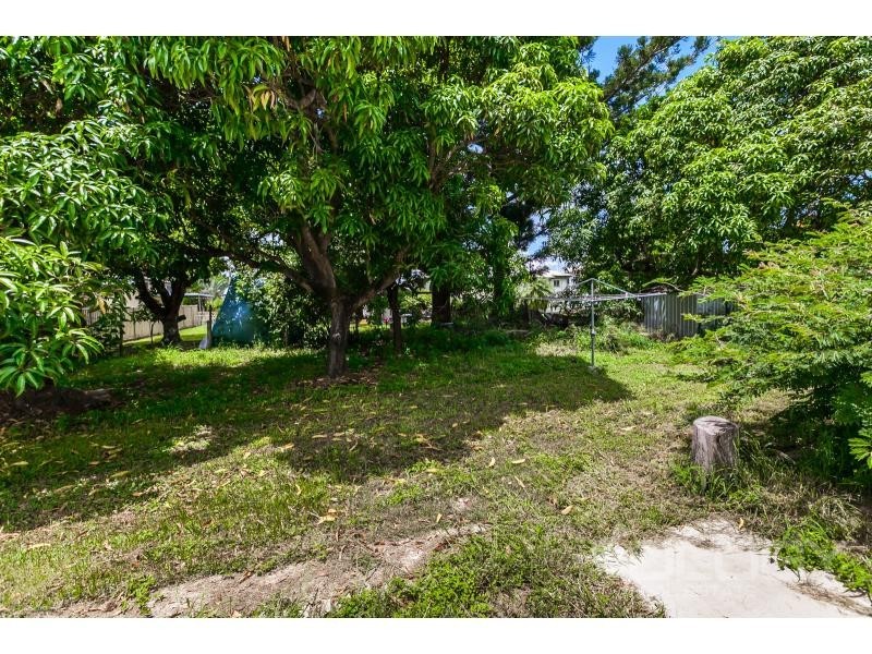 26 Card Street, Berserker QLD 4701