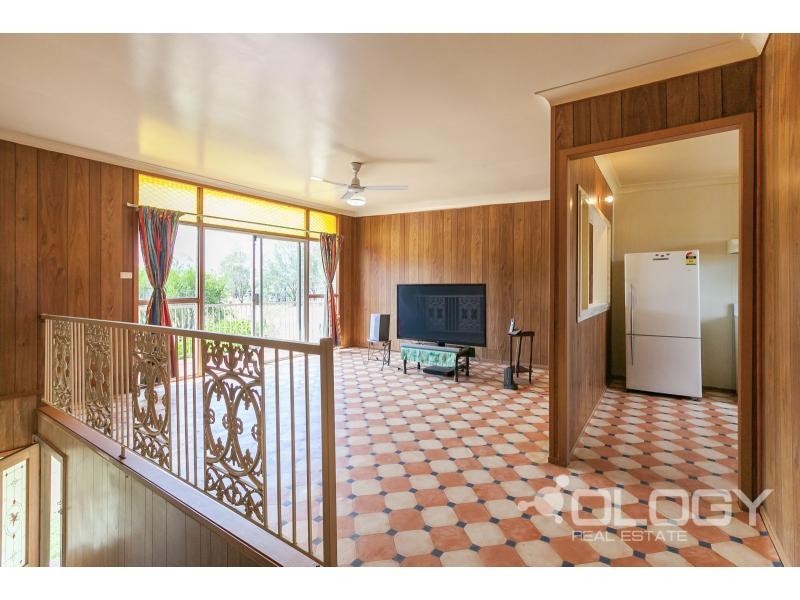29 Water Street, Berserker QLD 4701