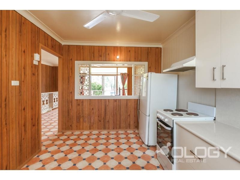 29 Water Street, Berserker QLD 4701