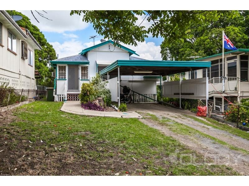 76 Simpson Street, Berserker QLD 4701