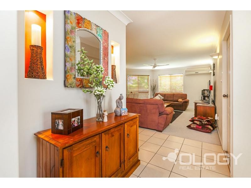 5 Thorsen Close, Gracemere QLD 4702