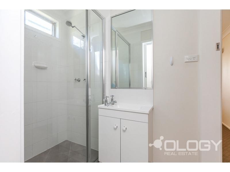 2/312 Diplock Street, Frenchville QLD 4701