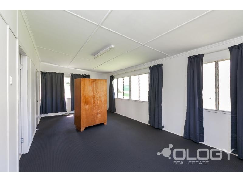 210 Earl Street, Berserker QLD 4701