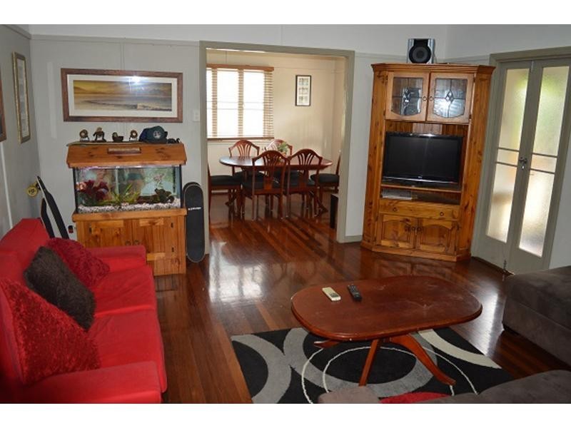 204 Earl Street, Berserker QLD 4701