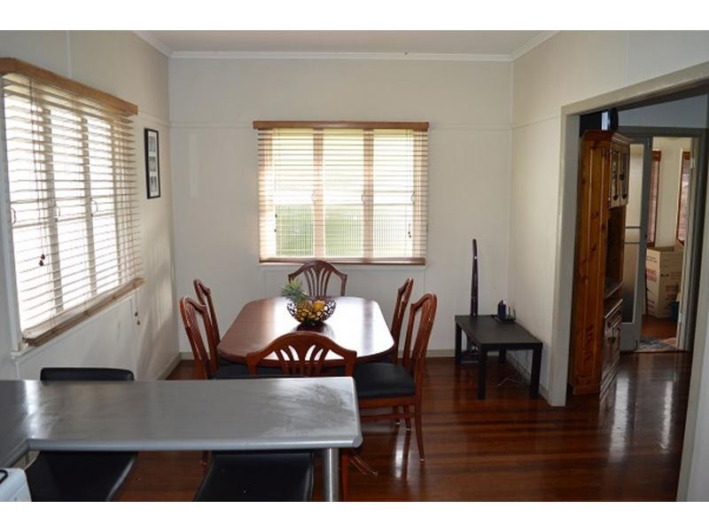 204 Earl Street, Berserker QLD 4701