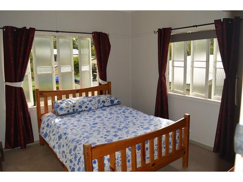 204 Earl Street, Berserker QLD 4701
