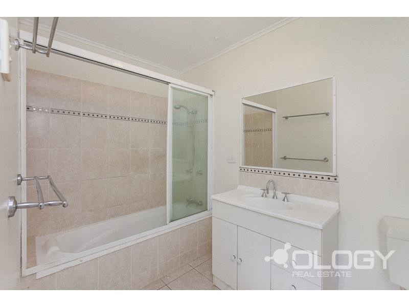 35 Elphinstone Street, Berserker QLD 4701