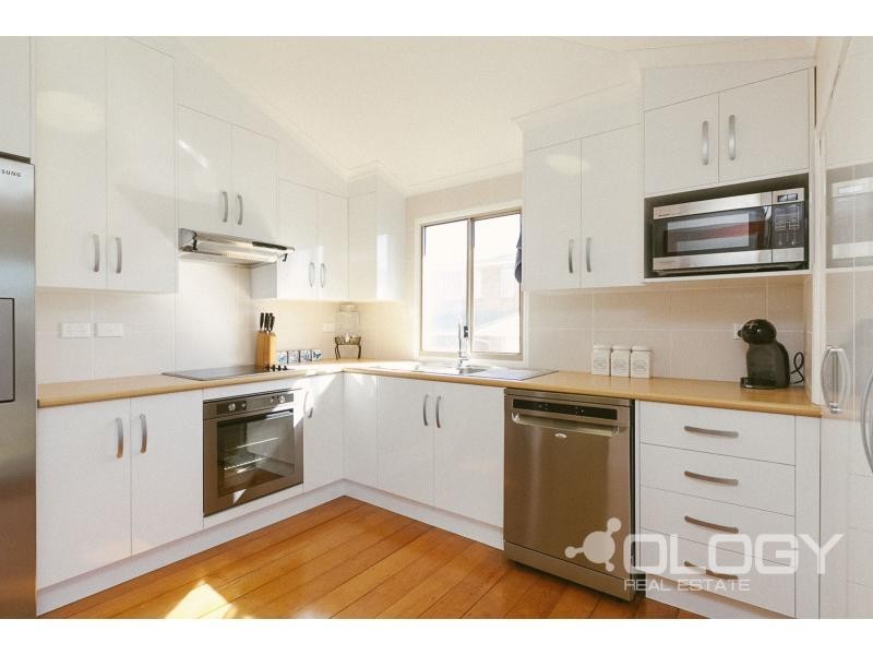 226 Ford Street, Berserker QLD 4701